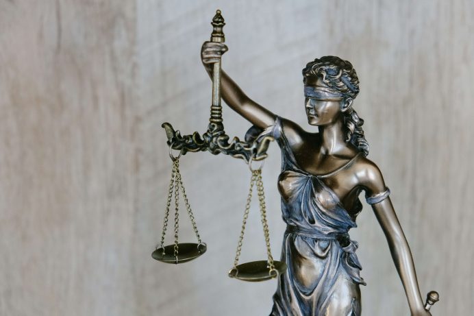 lady of justice statue